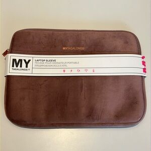 NWT- MYTagalongs, chic laptop sleeve.